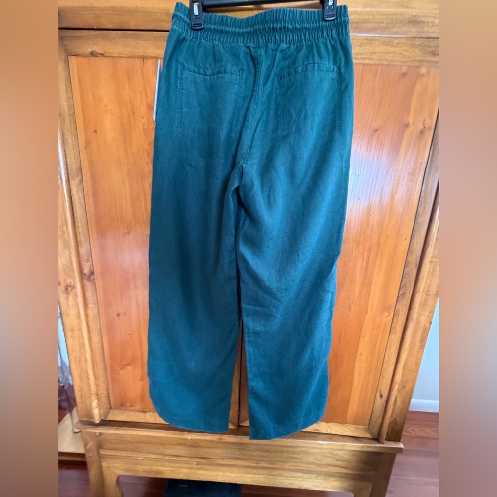 NWT Athleta Retreat Linen High Rise Wide Leg Pant in Pine with a relaxed fit. - Picture 7 of 8